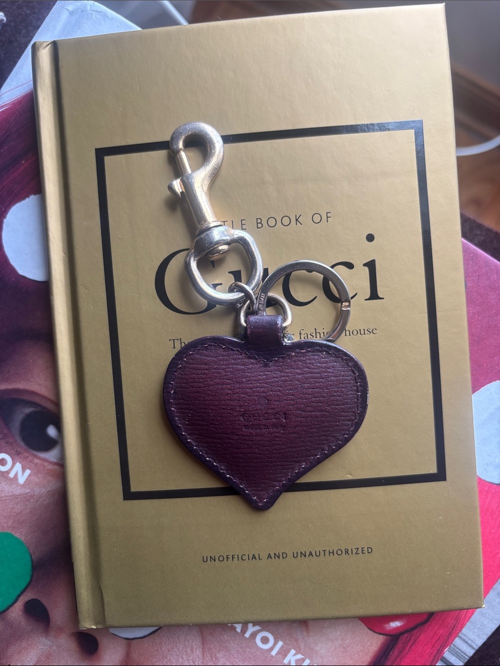 Gucci Special Edition Heart Key Ring - Picture 2 of 4